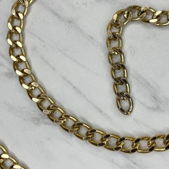 Guess Curb Chain Link Belt One Size (OS) Gold Tone G Logo Designer Y2K ✨
